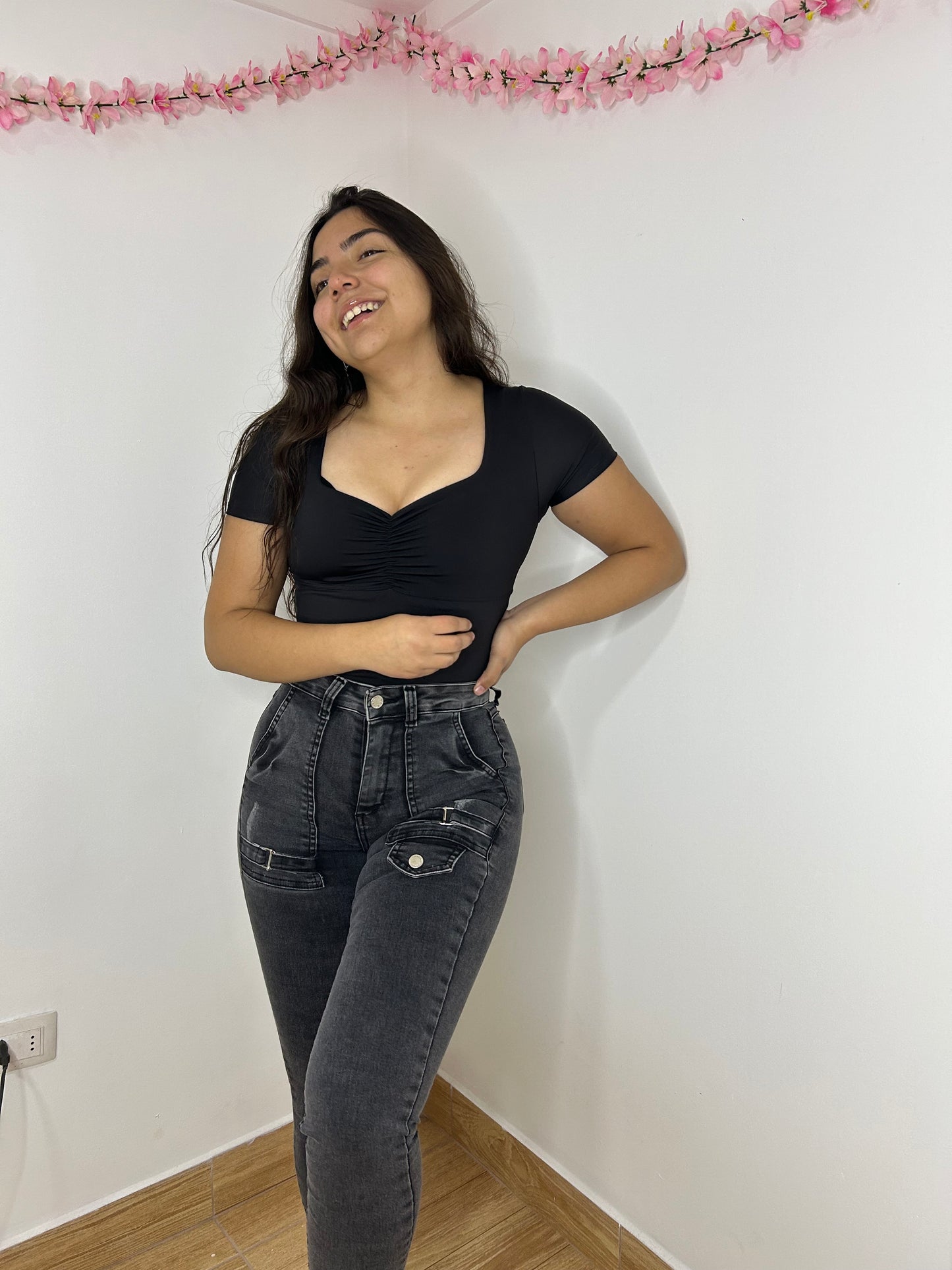 SKINNY SOFI 🩶