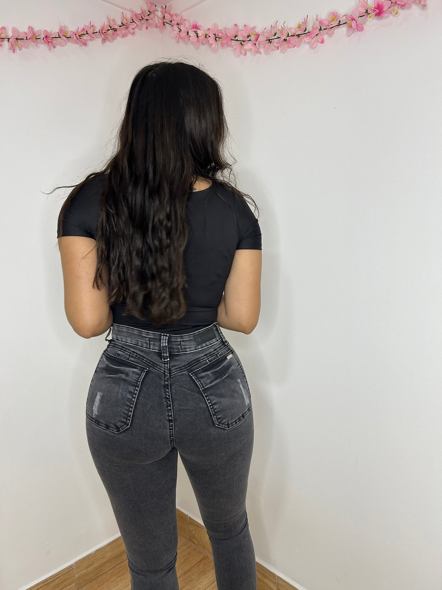 SKINNY SOFI 🩶