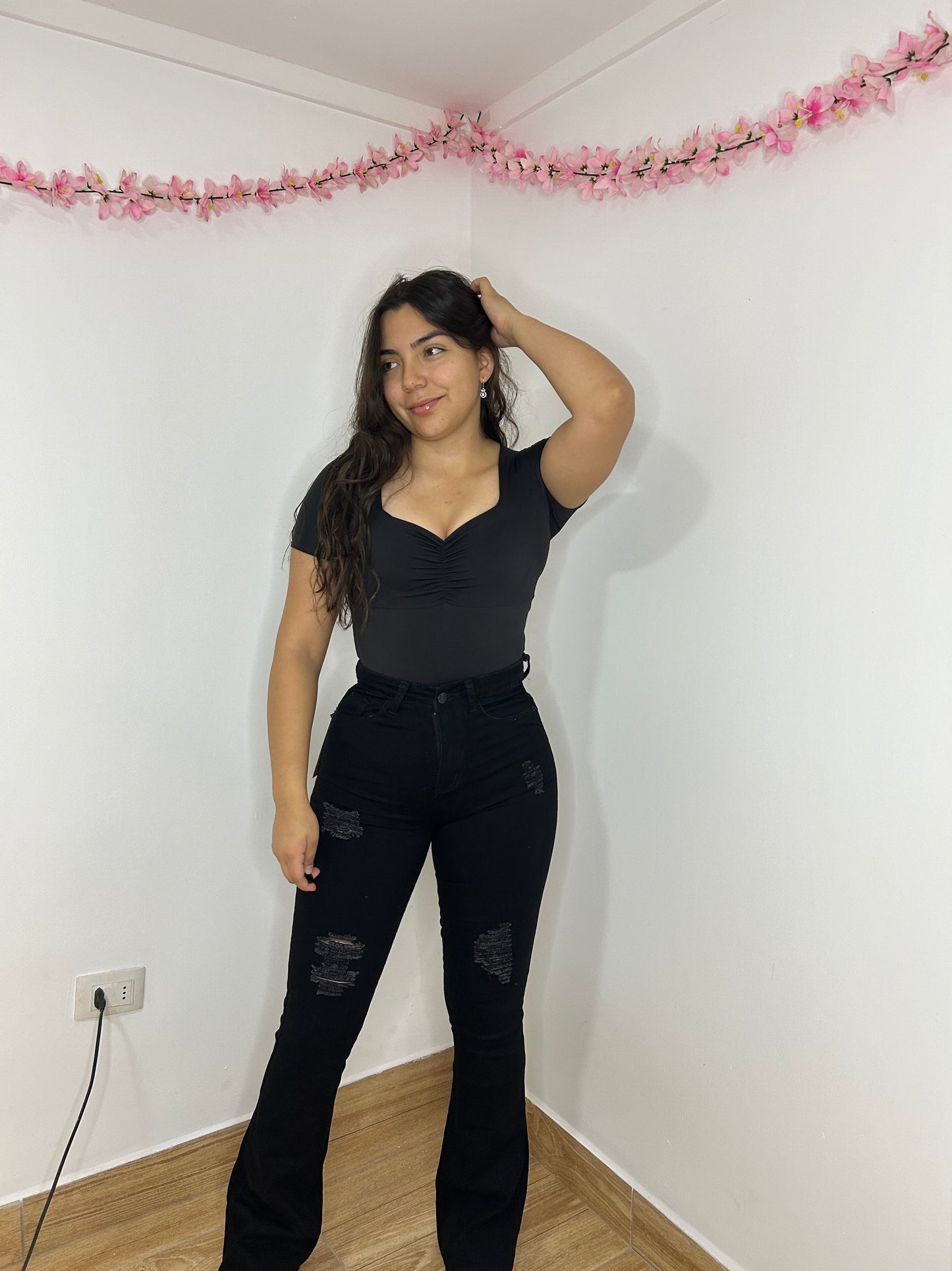 FLARE RASGADO / MIRAME 🖤