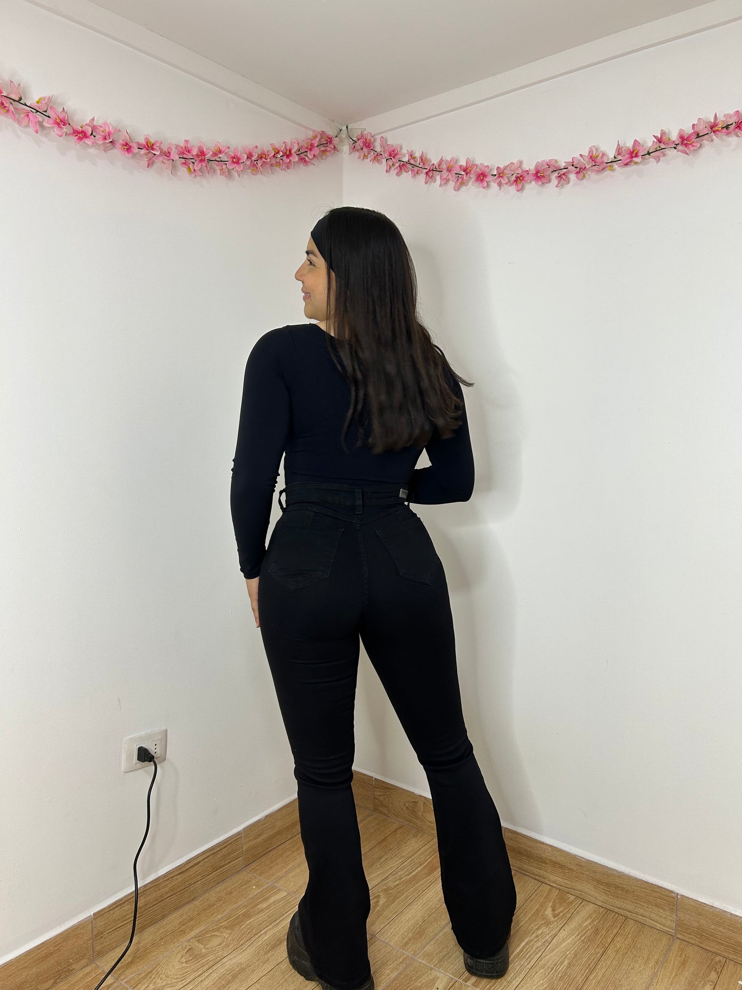 FLARE ARABIA NEGRO | SNT 🖤