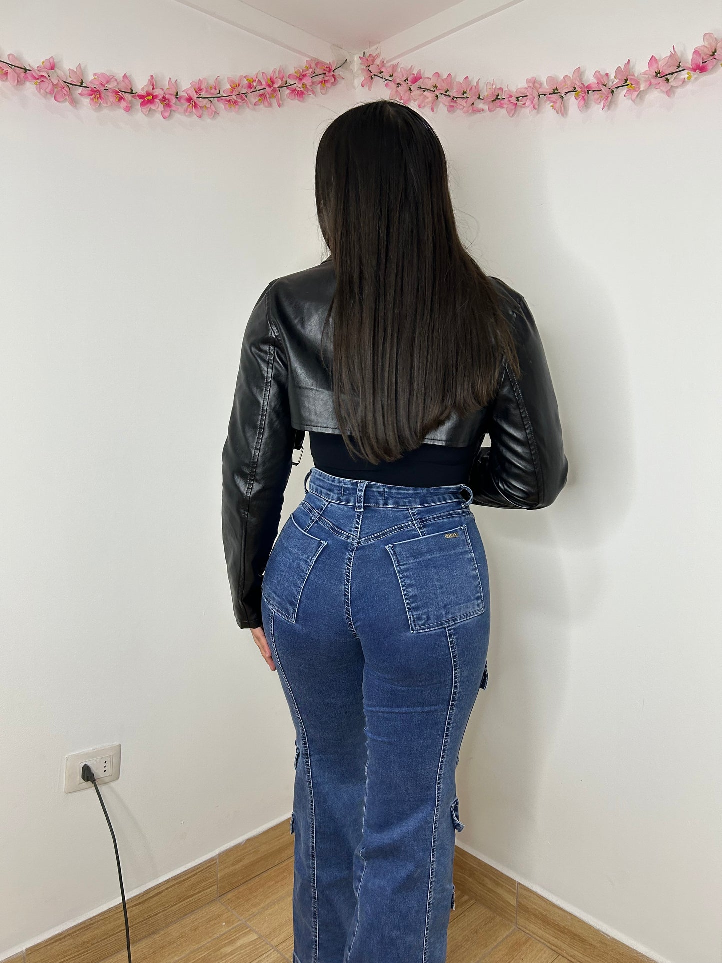 CARGO DIVINE | DIRTY 💙