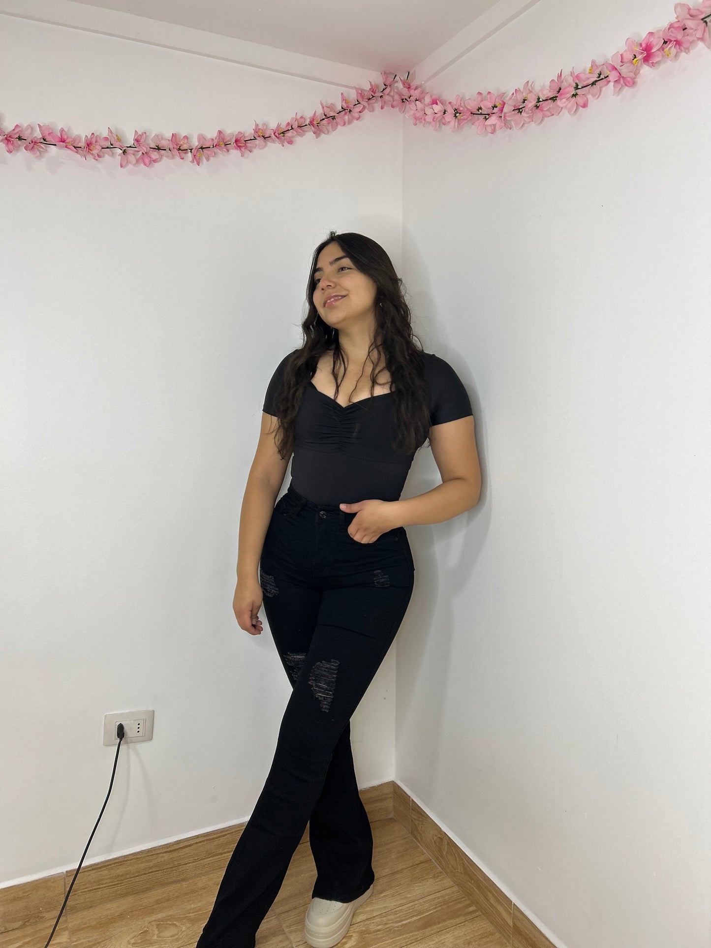 FLARE RASGADO / MIRAME 🖤